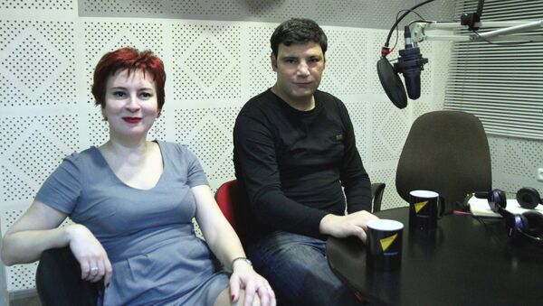 Журналист Дарья Асламова в павильоне радио Sputnik Армения - Sputnik Беларусь