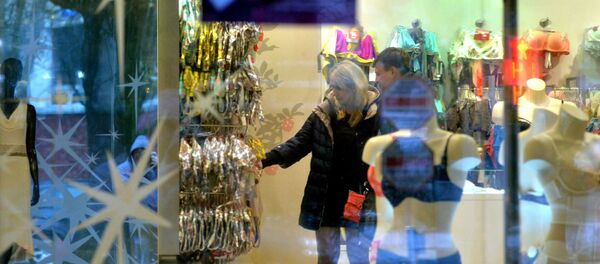 Покупатели в магазине Милавица, архивное фото - Sputnik Беларусь