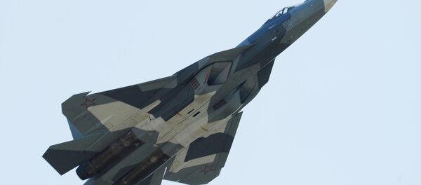 Российский многоцелевой истребитель пятого поколения Т-50 Российский многоцелевой истребитель пятого поколения Т-50 - Sputnik Беларусь
