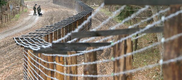 На границе Латвии и России - Sputnik Беларусь