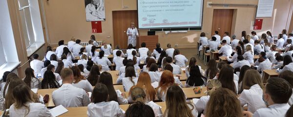 Студэнты ў аўдыторыі, архіўнае фота Студэнты ў аўдыторыі, архіўнае фота - Sputnik Беларусь