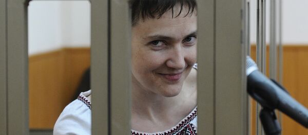 Гражданка Украины Надежда Савченко, обвиняемая по делу о гибели российских журналистов в Донбассе - Sputnik Беларусь