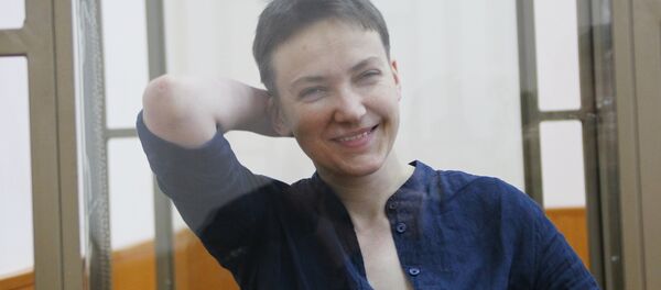 Гражданка Украины Надежда Савченко, обвиняемая по делу о гибели российских журналистов в Донбассе - Sputnik Беларусь