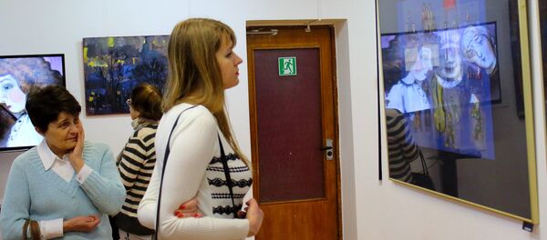 На адкрыцці выставы ...А ўсмешка засталася На адкрыцці выставы ...А ўсмешка засталася - Sputnik Беларусь
