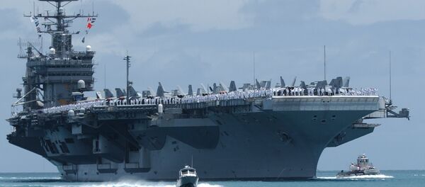 The USS John C. Stennis arrives in Pear Harbor, Hawaii, Tuesday, June29, 2004 - Sputnik Беларусь