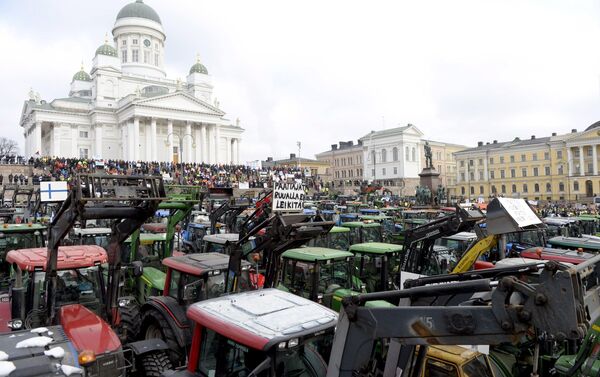 Акция протеста фермеров в центре Хельсинки - Sputnik Беларусь
