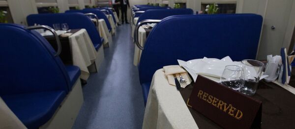 Вагон-ресторан. Архивное фото - Sputnik Беларусь