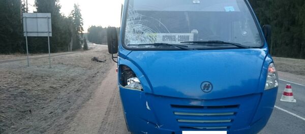 Автобус, сбивший пешехода - Sputnik Беларусь