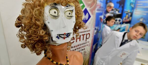 Робот- помощник для ограниченного в передвижении человека - Sputnik Беларусь