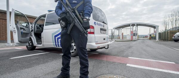 Бельгийский полицейский Бельгийский полицейский - Sputnik Беларусь