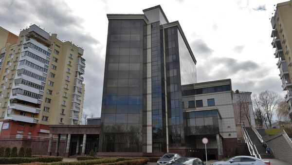 Головной офис группы компаний Трайпл на проспекте Победителей в Минске - Sputnik Беларусь