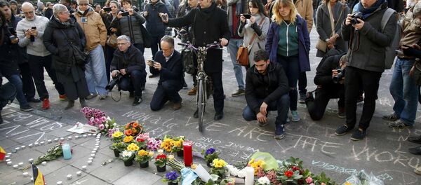 Бельгийцы скорбят о погибших в теракте - Sputnik Беларусь