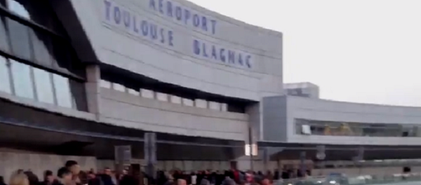 Evakuierung von Flughafen Toulouse - Sputnik Беларусь