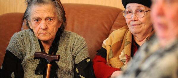 Пенсионеры. Архивное фото Пенсионеры. Архивное фото - Sputnik Беларусь