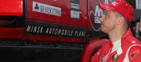 Сергей Вязович на Дакаре, архивное фото Сергей Вязович на Дакаре, архивное фото - Sputnik Беларусь