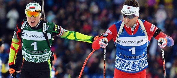 Дарья Домрачева (Беларусь) и Оле-Эйнар Бьорндален (Норвегия) - Sputnik Беларусь