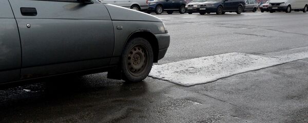 Ямачны рамонт пачаўся на дарогах Мінска Ямачны рамонт пачаўся на дарогах Мінска - Sputnik Беларусь