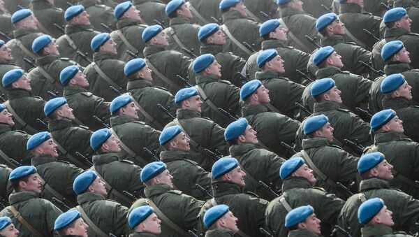 Военнослужащие на полигоне в Алабино - Sputnik Беларусь