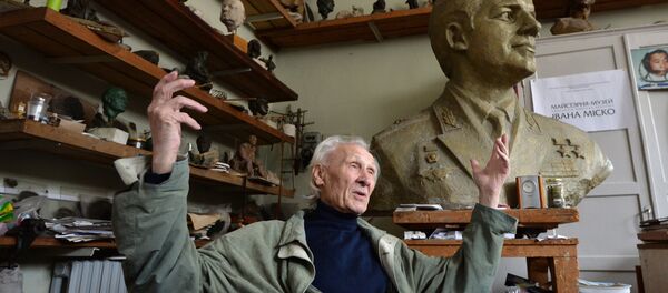 В мастерской у Народного художника Беларуси Ивана Миско. В мастерской у Народного художника Беларуси Ивана Миско. - Sputnik Беларусь