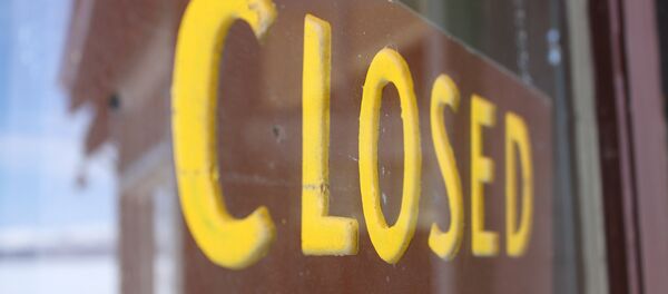 Табличка на двери Закрыто, архивное фото - Sputnik Беларусь