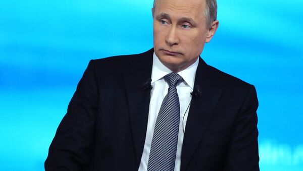 Прямая линия с президентом РФ В. Путиным - Sputnik Беларусь