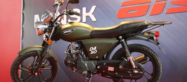 Мотоцикл производства ОАО Мотовело - Sputnik Беларусь