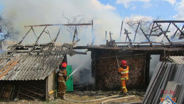 Пожар в деревне Куровичи - Sputnik Беларусь