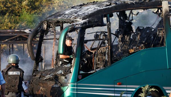 Полиция работает на месте взрыва автобуса в Иерусалиме - Sputnik Беларусь