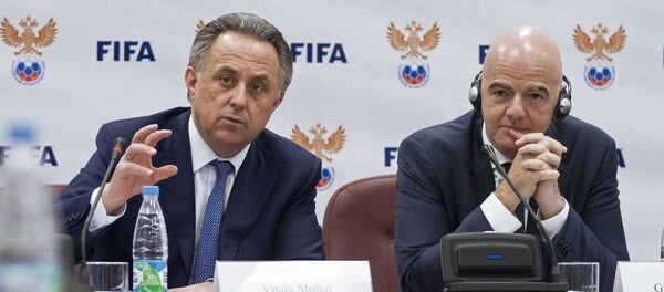 Министр спорта РФ, президент Российского футбольного союза Виталий Мутко (слева) и президент Международной федерации футбола (ФИФА) Джанни Инфантино Министр спорта РФ, президент Российского футбольного союза Виталий Мутко (слева) и президент Международной федерации футбола (ФИФА) Джанни Инфантино - Sputnik Беларусь