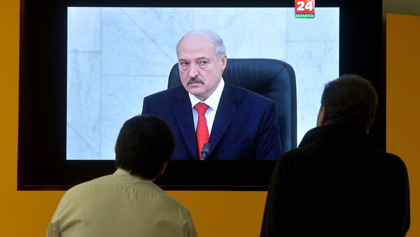 Трансляция из Овального зала послания президента республики - Sputnik Беларусь