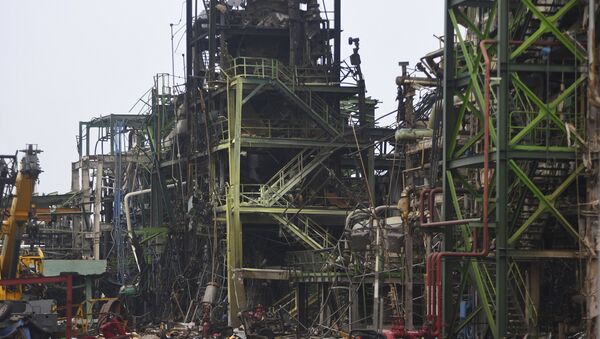 Последствия взрыва на мексиканском нефтяном заводе Pemex - Sputnik Беларусь