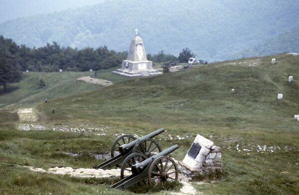 Мемориал на горе Столетова в честь героев Шипки Мемориал на горе Столетова в честь героев Шипки - Sputnik Беларусь
