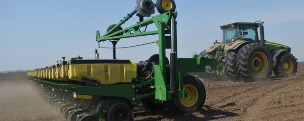 Весенние полевые работы - Sputnik Беларусь