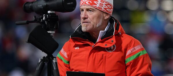 Клаус Зиберт во время гонки с масс-старта на XXII зимних Олимпийских играх в Сочи - Sputnik Беларусь