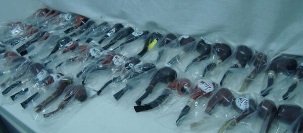 Трубки, конфискованные на таможне - Sputnik Беларусь