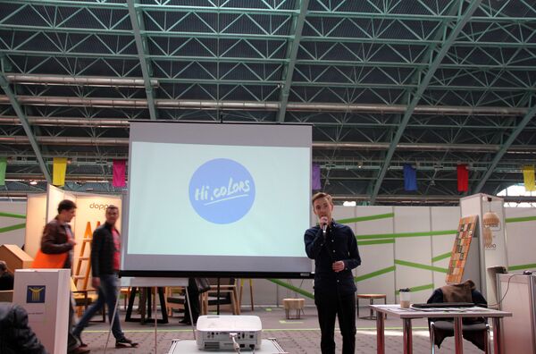 Выступление художника Мити Писляка в рамках Выставки дизайна и инноваций  - Sputnik Беларусь