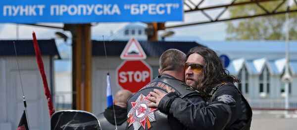 Президент мотоклуба Ночные волки Александр Залдостанов на белорусско-польской границе - Sputnik Беларусь