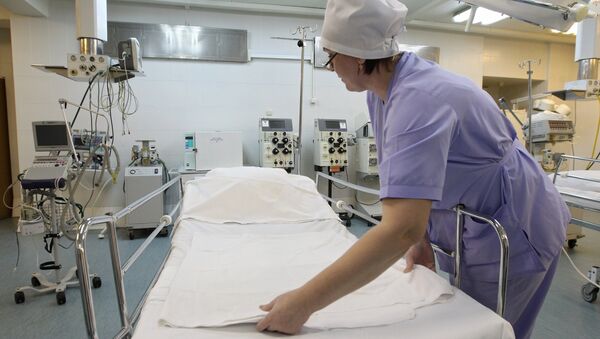 Медсестра в реанимационном отделении - Sputnik Беларусь