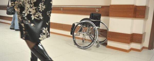 Инвалиды в Центре медико-социальной реабилитации инвалидов - Sputnik Беларусь