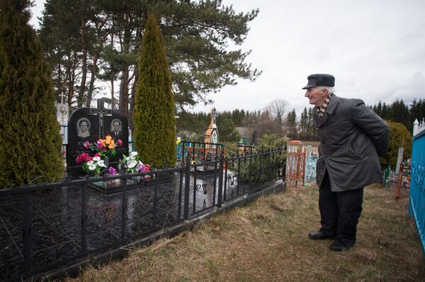 Иван Семеняка потерял жену и трех сыновей - Sputnik Беларусь