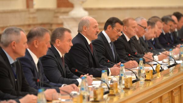 Алекандр Лукашенко на расширенном заседании Совмина - Sputnik Беларусь