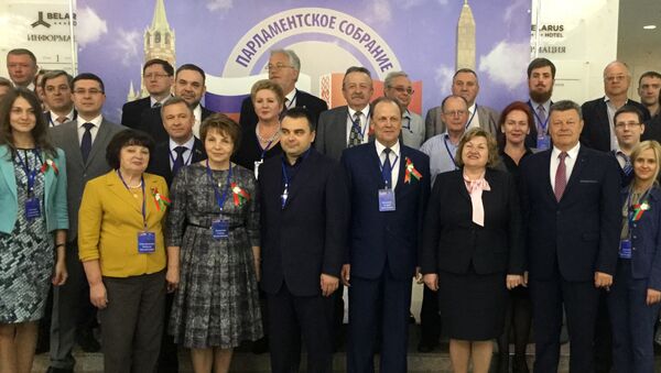 Участники постоянно действующего семинара Парламентского собрания Союза Беларуси и России - Sputnik Беларусь