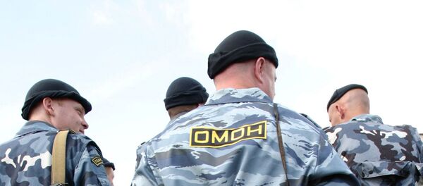 Бойцы Отряда милиции особого назначения. Архивное фото - Sputnik Беларусь