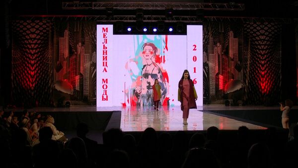 Фэшн по-белорусски: новые коллекции показали на Мельнице моды - Sputnik Беларусь