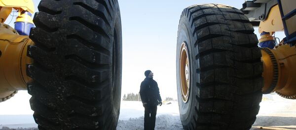 Презентация самосвалов ОАО Белаз в Минской области - Sputnik Беларусь