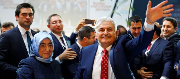 Новоизбранный глава правящей партии Турции Бинали Йылдырым - Sputnik Беларусь