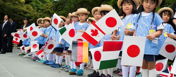 Дети, встречающие мировых лидеров в Японии Дети, встречающие мировых лидеров в Японии - Sputnik Беларусь