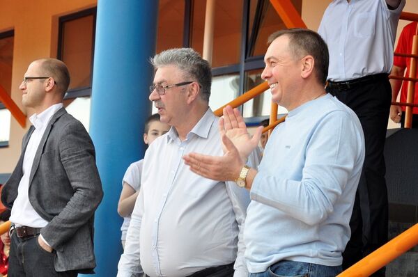 Владимир Макей болеет за наших теннисистов  - Sputnik Беларусь