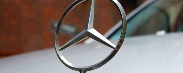 Знак Mercedes Знак Mercedes - Sputnik Беларусь