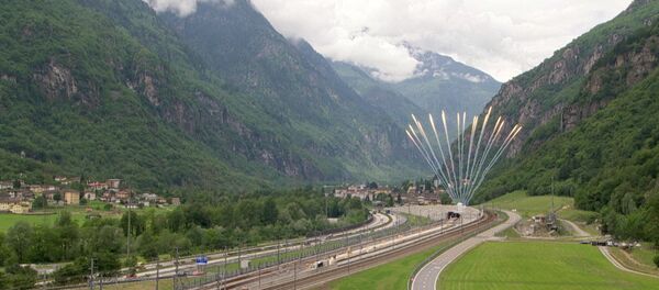 СПУТНИК_Церемония открытия самого длинного железнодорожного тоннеля в мире - Sputnik Беларусь